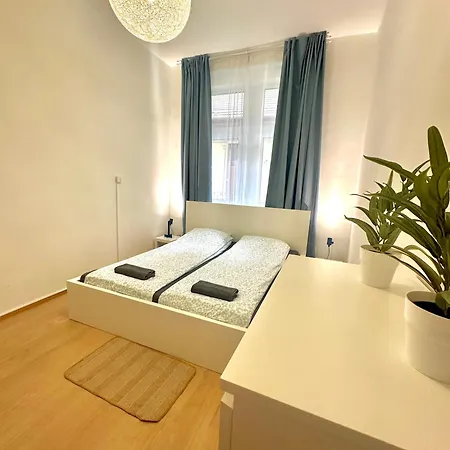 Cozy Centre 公寓 *