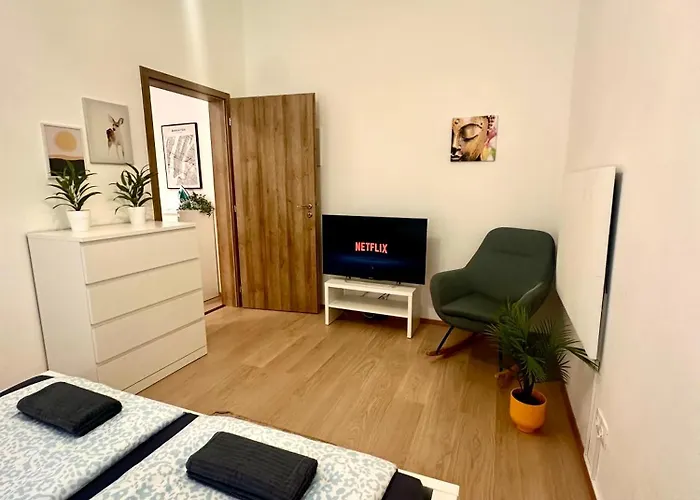 Cozy Centre